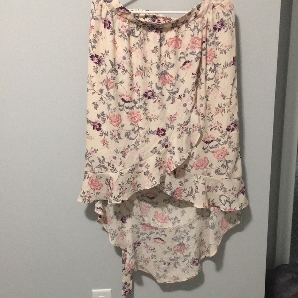 Fourteenth Place Flowered Skirt